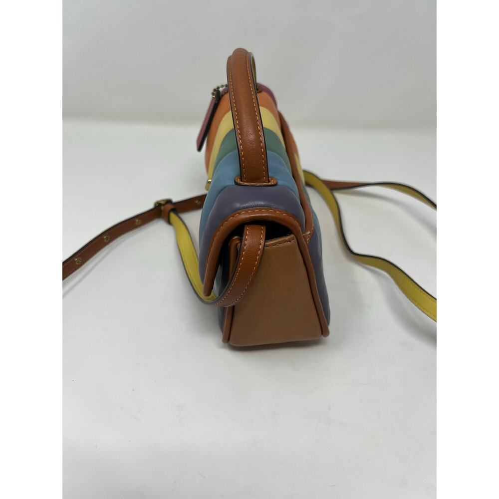 Coach Turnlock Clutch 20 with Rainbow Quilting C4700 Leather Crossbody - Picture 5 of 8